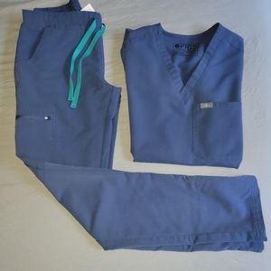 Figs Scrub set in Big Sky Blue